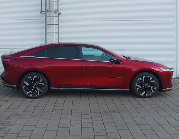 Mazda 6e Sedan 0,0 180 kw