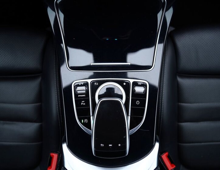 Mercedes-Benz Třídy C 27