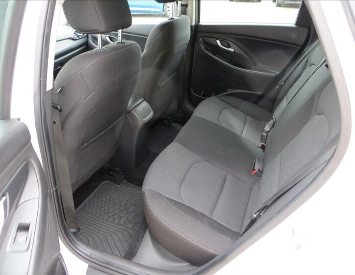 Hyundai i30 Kombi 998,0 88 kw