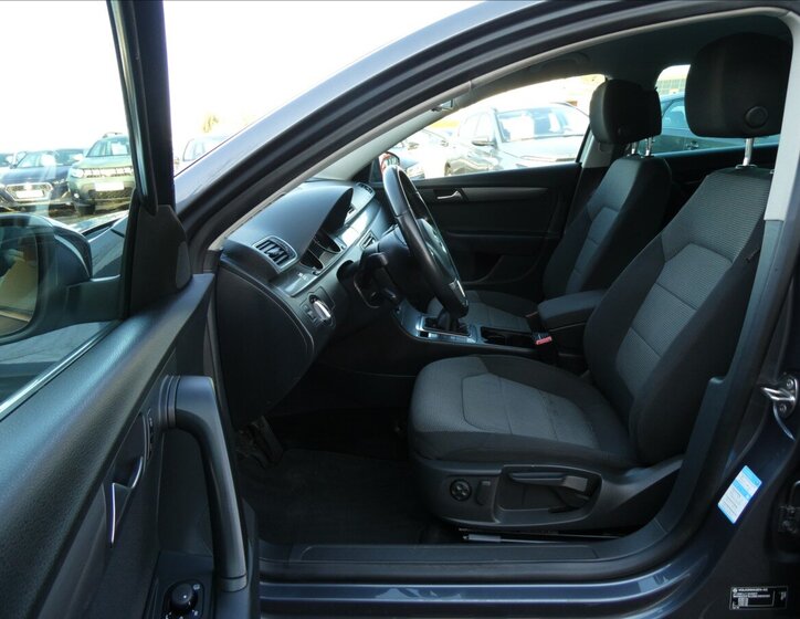 Volkswagen Passat Kombi 1,4 l 90 kw