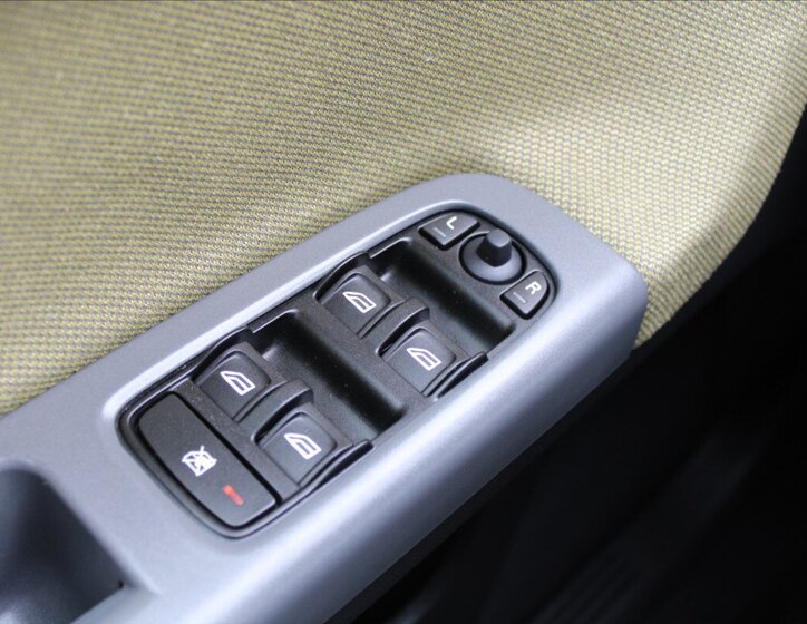 Volvo S40 Sedan / Limuzína 2,4 l 125 kw