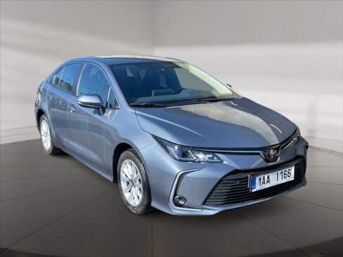 Toyota Corolla Sedan / Limuzína 1,5 l 92 kw