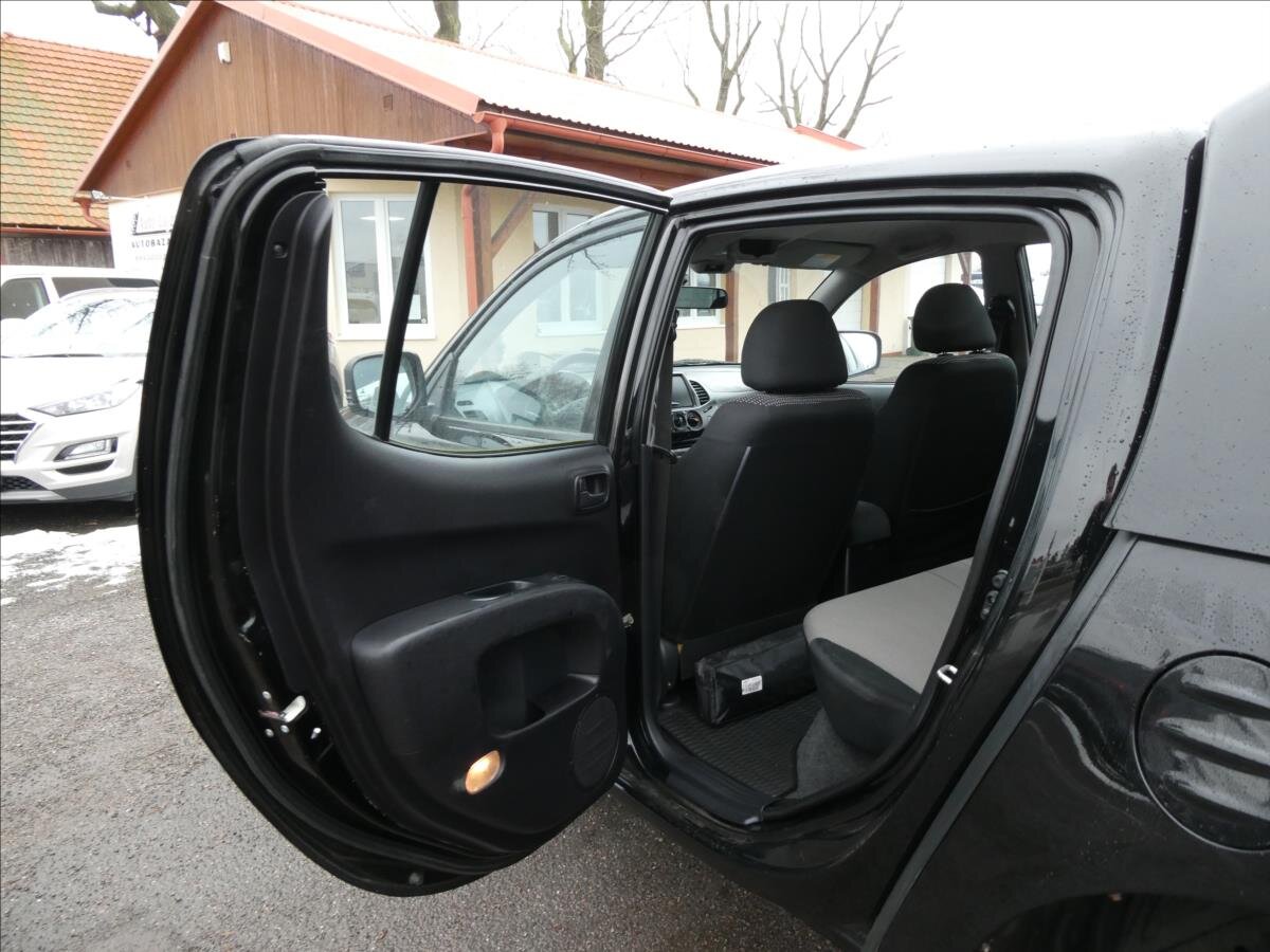 Mitsubishi L200 Pick-up 2,5 l 100 kw