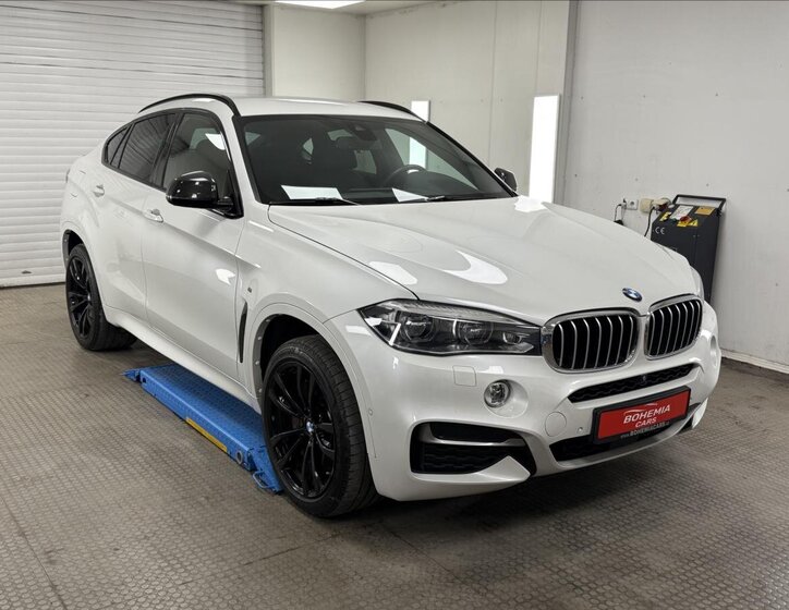 BMW X6 SUV / Terénní 3,0 l 280 kw