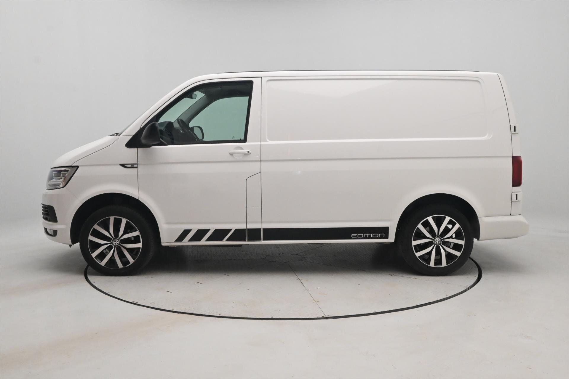 Volkswagen Transporter Skříň 2,0 l 110 kw