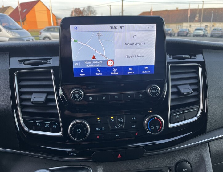 Ford Tourneo Custom 41