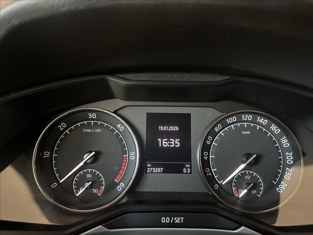 Škoda Superb Kombi 2,0 l 110 kw