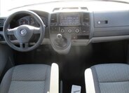 Volkswagen Transporter Kombi 2,0 l 84 kw