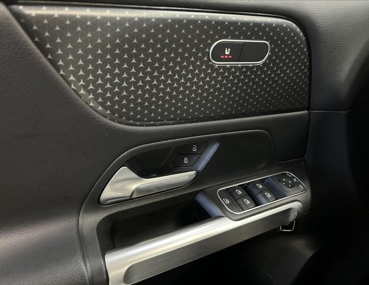 Mercedes-Benz GLB SUV 2,0 l 110 kw