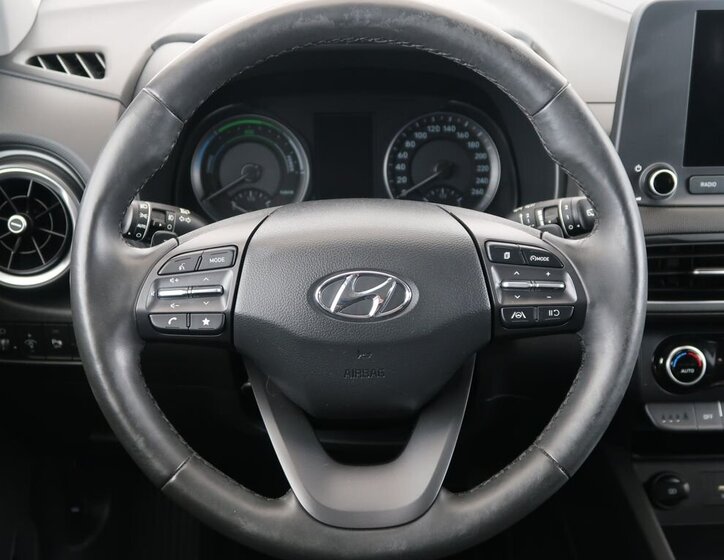 Hyundai Kona SUV / Terénní 1,6 l 77 kw