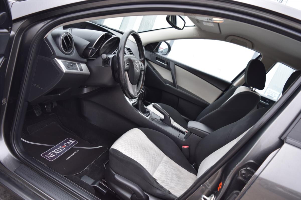 Mazda 3 Hatchback 1,6 l 77 kw