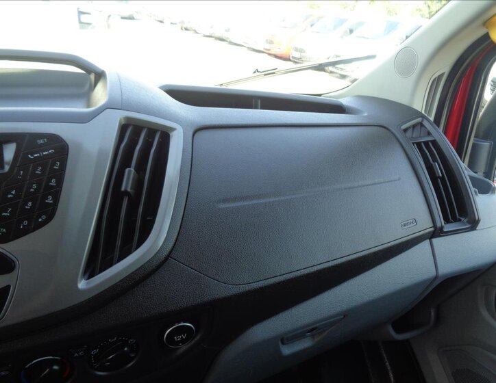 Ford Transit Ostatní 2,0 l 77 kw