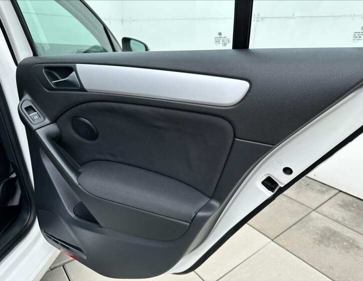 Volkswagen Golf Hatchback 1,6 l 75 kw