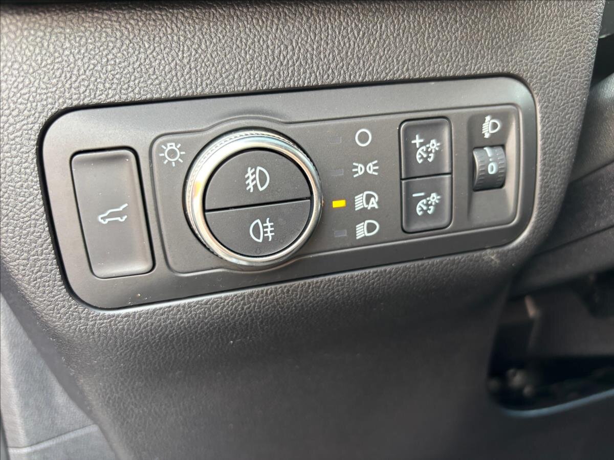 Ford Kuga SUV 2,0 l 88 kw