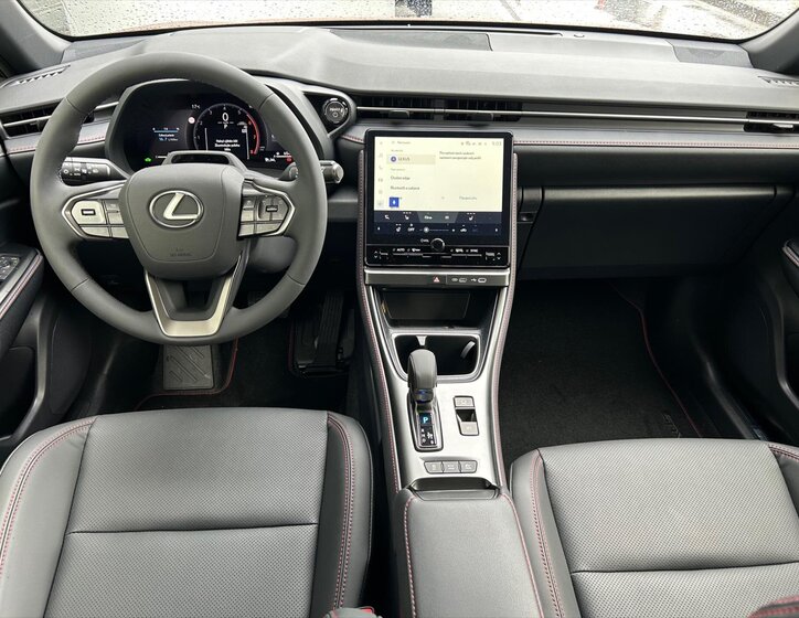 Lexus LBX Kombi 1,5 l 100 kw