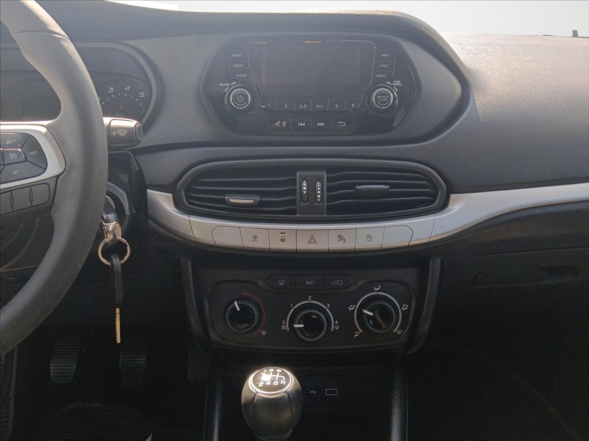 Fiat Tipo Hatchback 1,4 l 70 kw