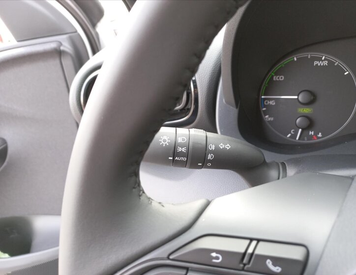 Toyota Yaris Hatchback 1,5 l 68 kw