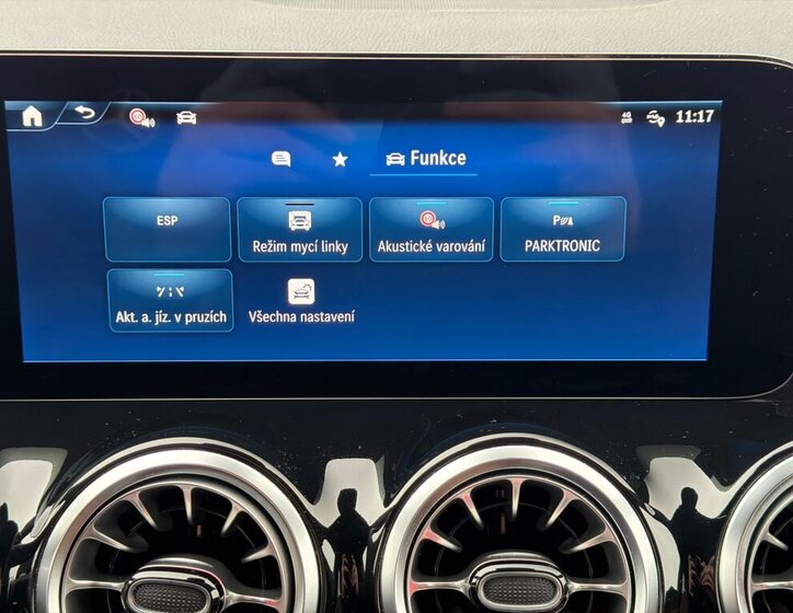 Mercedes-Benz GLA SUV / Terénní 2,0 l 110 kw