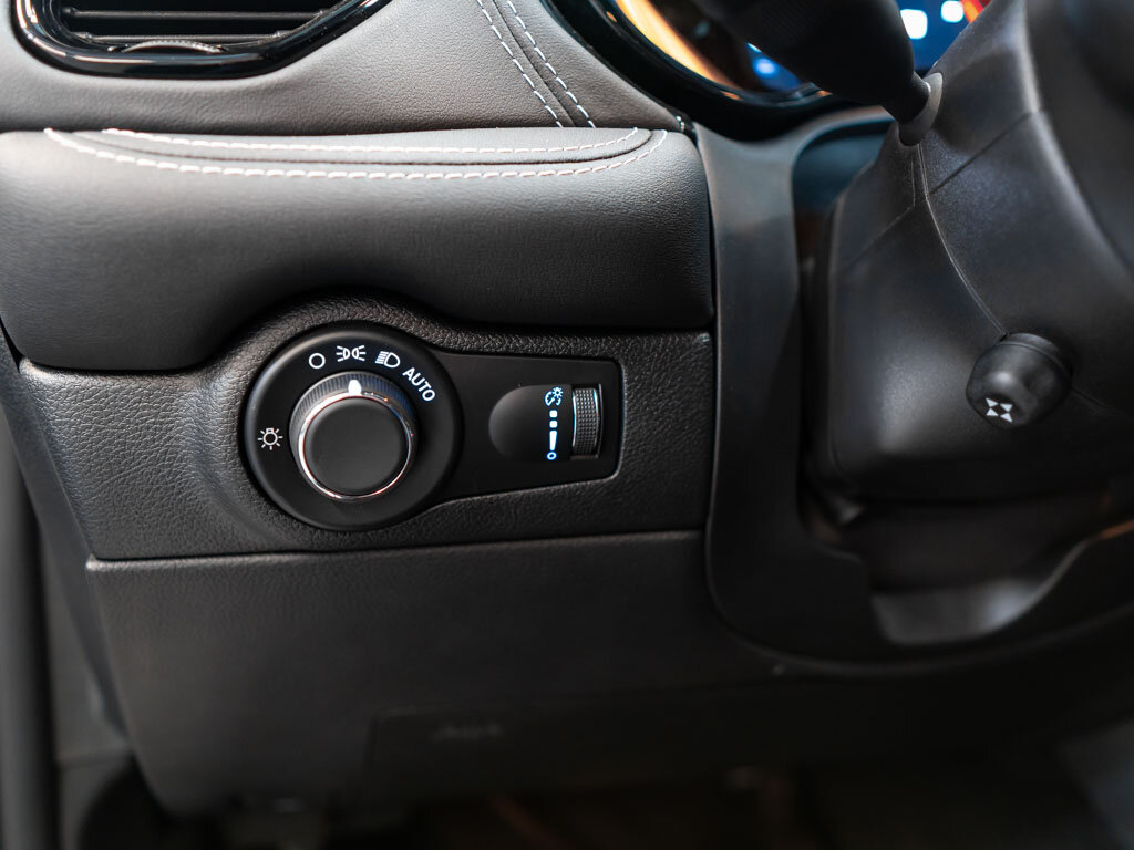 Dodge Durango SUV / Terénní 6,4 l 355 kw