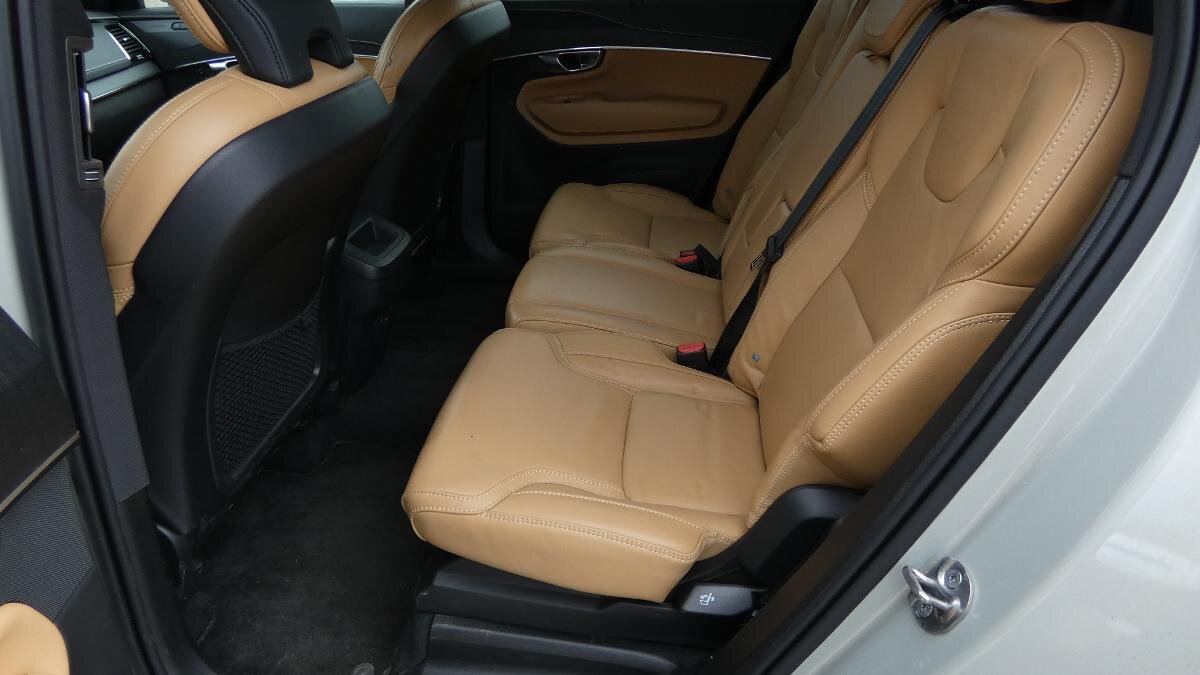 Volvo XC90 SUV / Terénní 2,0 l 220 kw