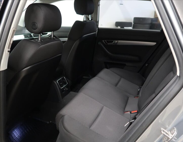 Audi A6 Kombi 2,7 l 140 kw