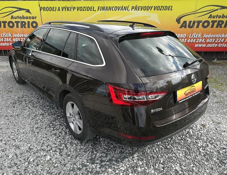 Škoda Superb Kombi 2,0 l 110 kw