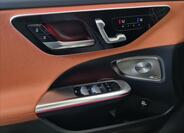 Mercedes-Benz Třídy C 12