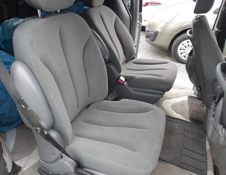 Chrysler Voyager MPV 2,5 l 105 kw