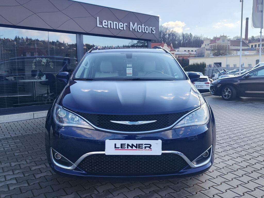 Chrysler Pacifica MPV 3,6 l 211 kw