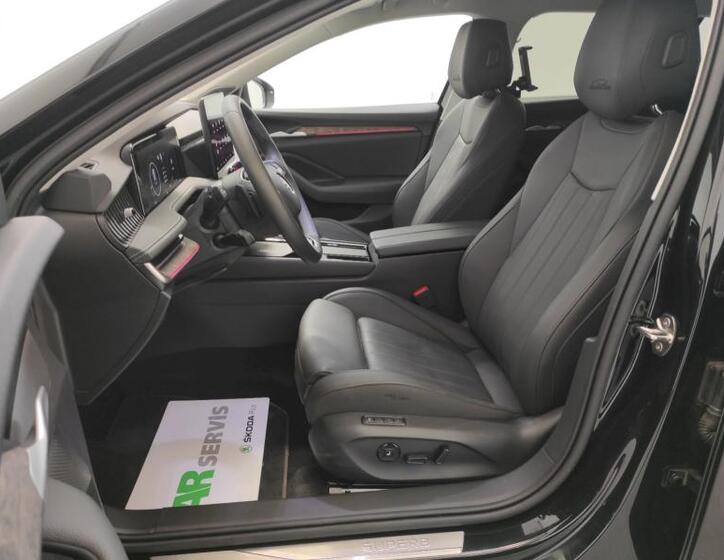 Škoda Superb 17