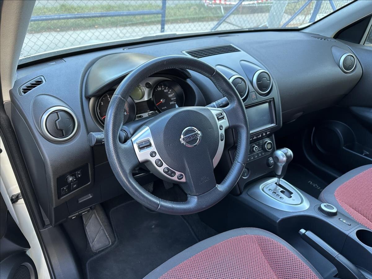 Nissan Qashqai SUV / Terénní 2,0 l 110 kw