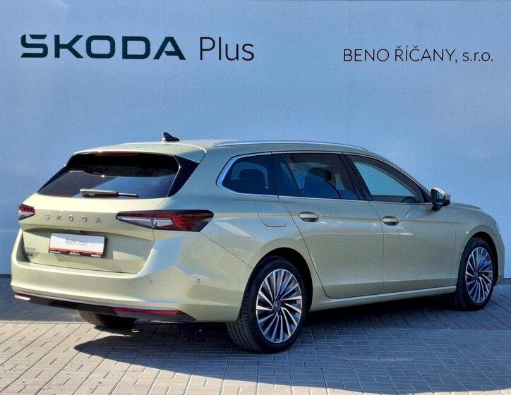 Škoda Superb Kombi 1,5 l 150 kw