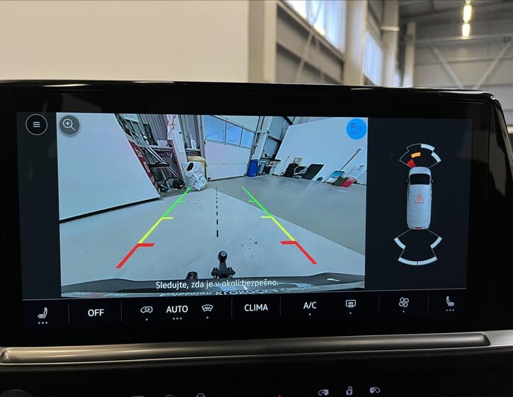 Volkswagen Caravelle Kombi 2,0 l 110 kw