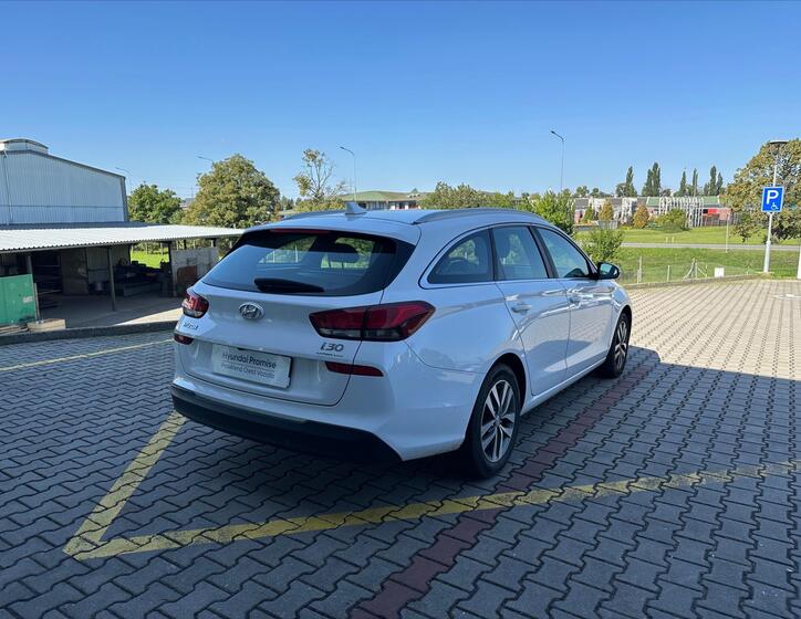Hyundai i30 5