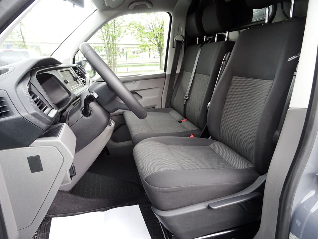 Volkswagen Transporter Skříň 2,0 l 110 kw