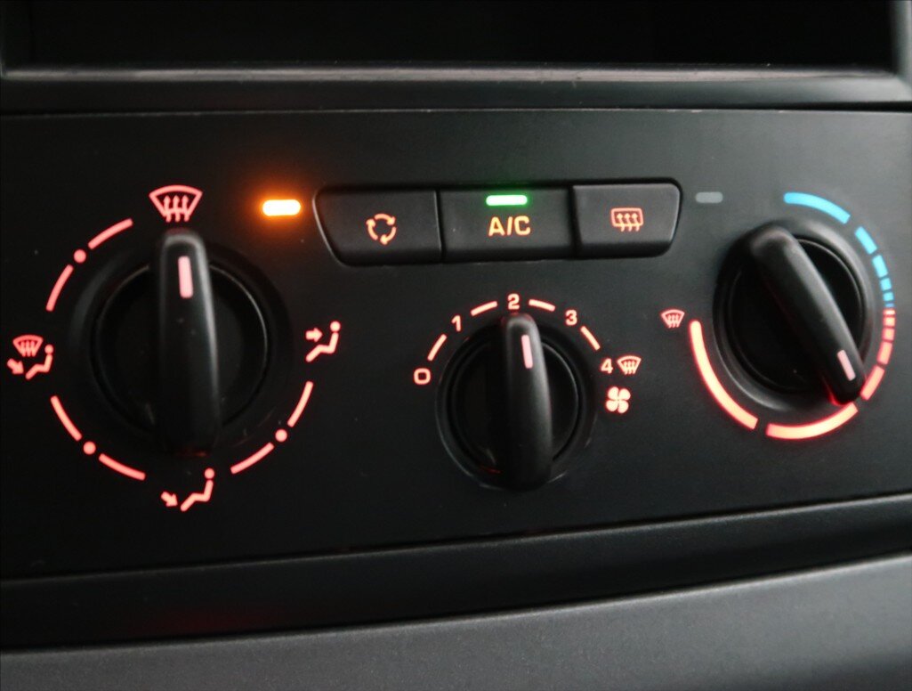 Peugeot Partner Tepee Kombi 1,6 l 55 kw