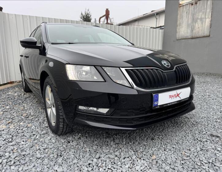 Škoda Octavia 1
