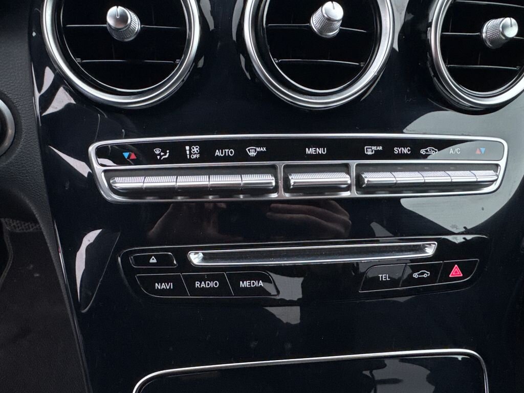 Mercedes-Benz Třídy C Sedan 2,1 l 150 kw