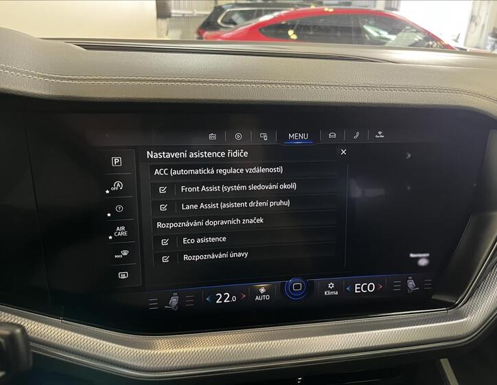 Volkswagen Touareg 9