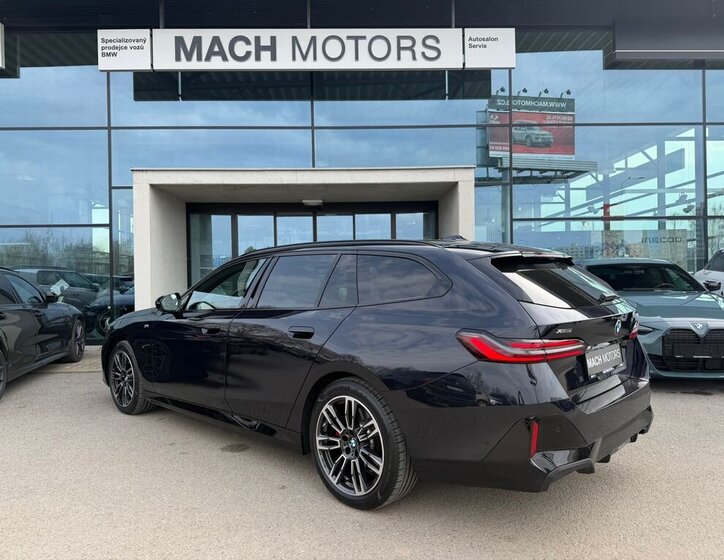 BMW Řada 5 Kombi 3,0 l 210 kw