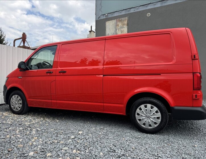 Volkswagen Transporter Skříň 2,0 l 110 kw