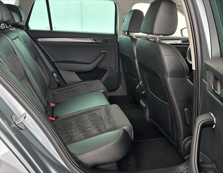 Škoda Superb Kombi 2,0 l 110 kw