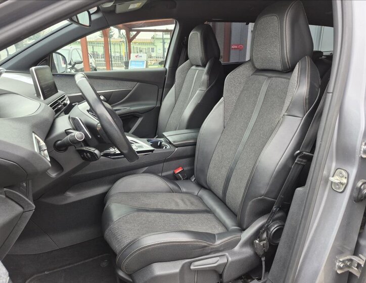 Peugeot 5008 MPV 1,6 l 133 kw