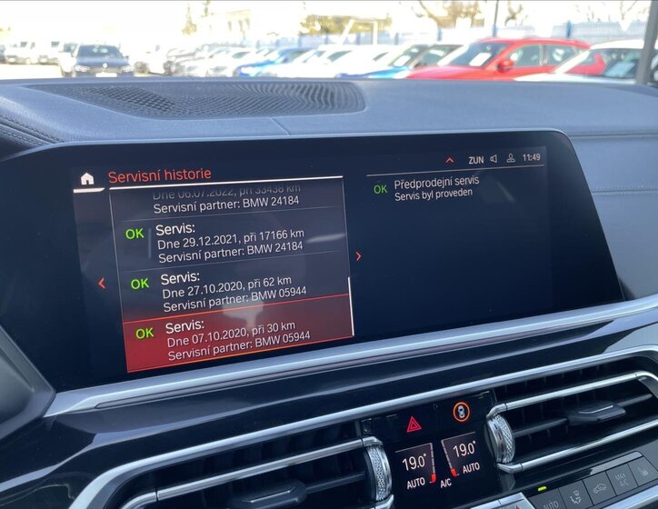 BMW X7 SUV / Terénní 3,0 l 195 kw