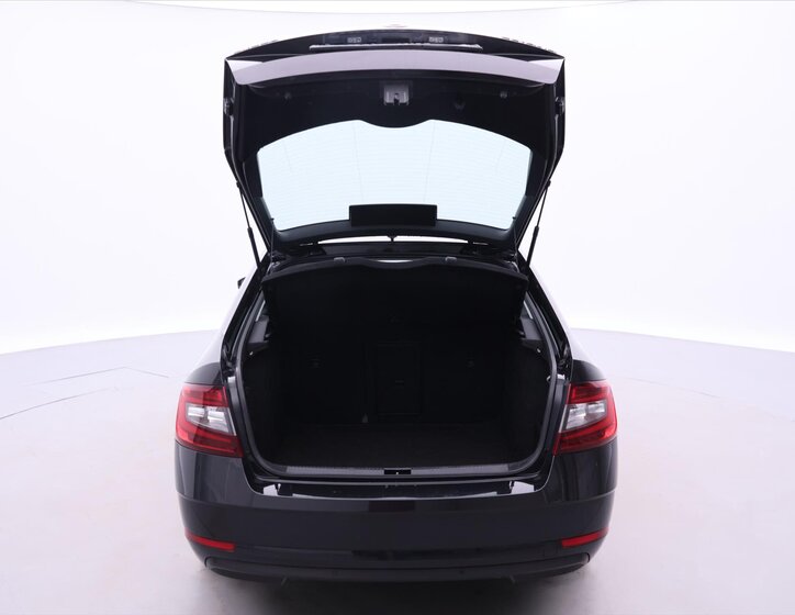 Škoda Octavia Liftback 1,6 l 85 kw