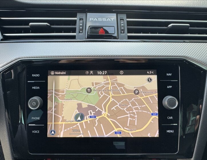 Volkswagen Passat Kombi 1,5 l 110 kw