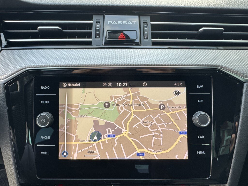 Volkswagen Passat Kombi 1,5 l 110 kw