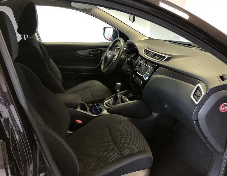 Nissan Qashqai 12
