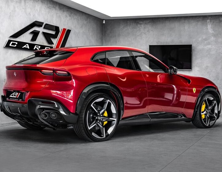 Ferrari Ostatní SUV / Terénní 6,5 l 529 kw