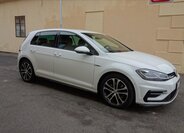 Volkswagen Golf 12